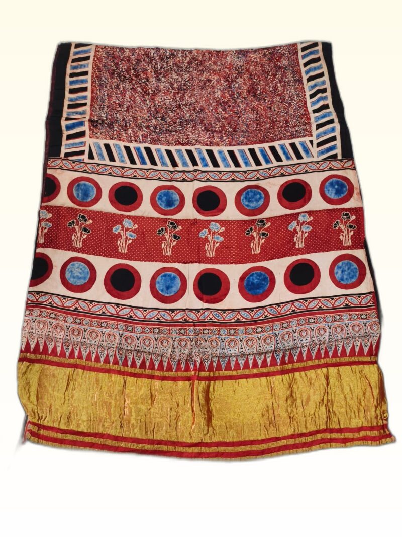 Modal Clamp saree - Image 8