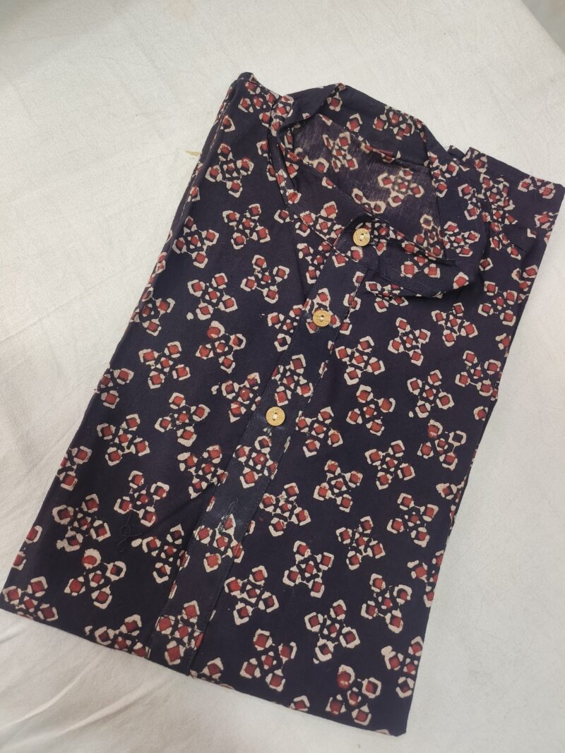 Ajrakh Cotton Short Kurta for Men – Hand Block Printed | Jaipuri Printed | Long Sleeves | Summer Wear - Image 2